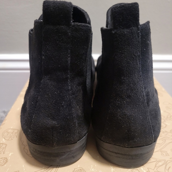 Booties - Picture 3 of 3